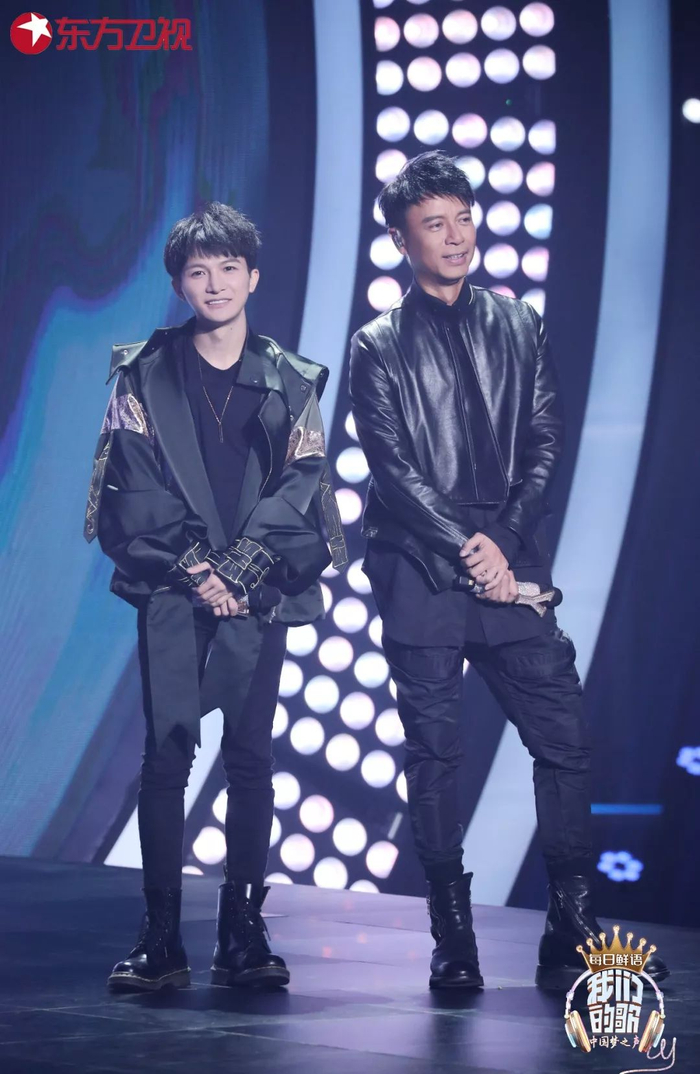 李克勤和周深唱的《野狼disco》,费玉清听了都扭腰!
