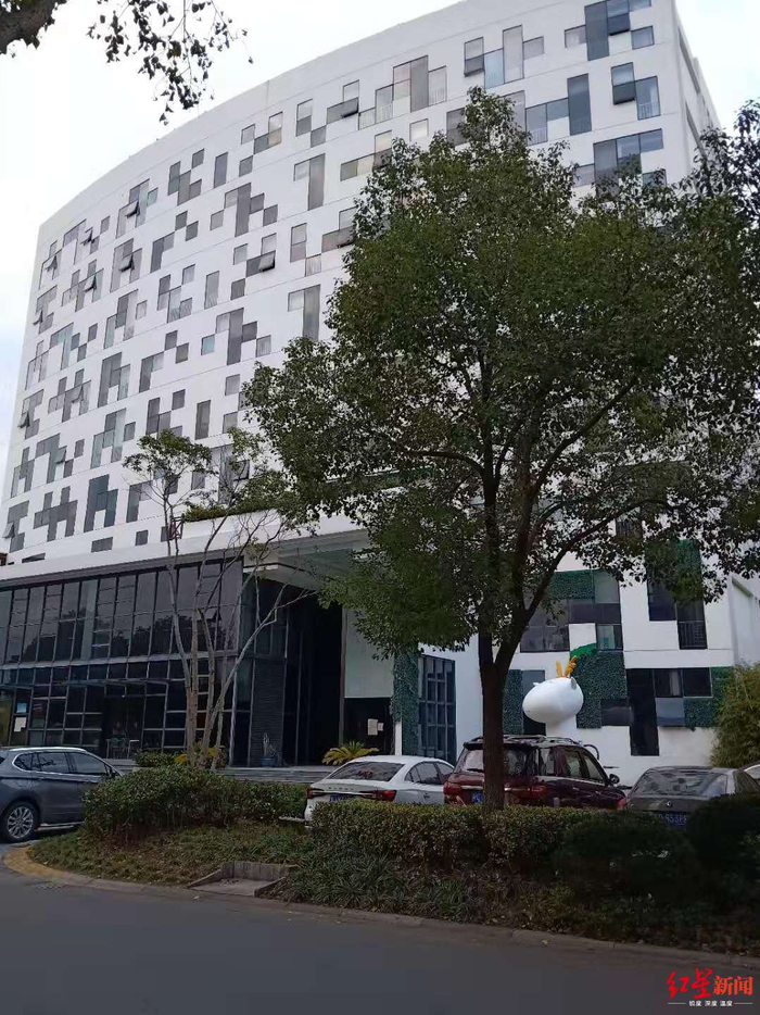 ▲联璧办公楼人去楼空