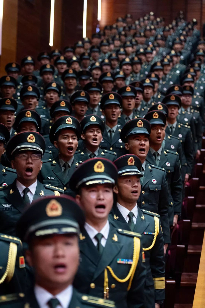 　　12月6日，庆祝中国人民解放军进驻澳门20周年大会，在驻澳门部队氹仔军营礼堂举行。新华社记者 张金加 摄