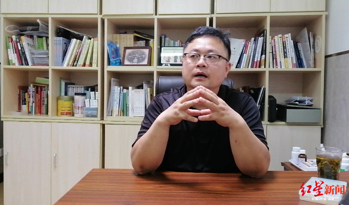 何烈胜接受采访&nbsp;图据红星新闻