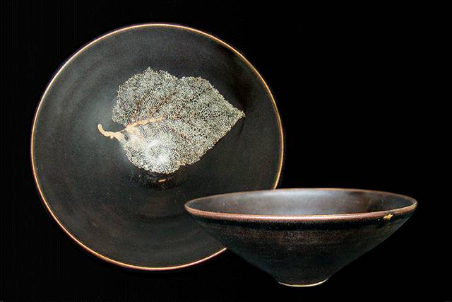 △ 南宋吉州窑黑釉木叶纹茶盏