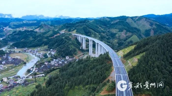 剑榕高速／陶亮 摄