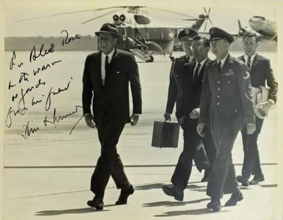 ·肯尼迪时期的“拎包人”与“核足球”