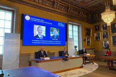 2020年诺贝尔经济学奖揭晓 授予两名美国斯坦福大学教授