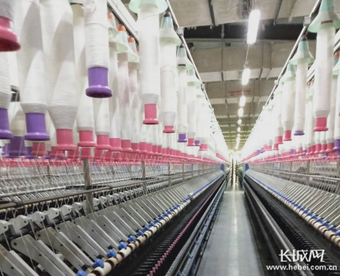 恒茂实业公司的工厂车间。