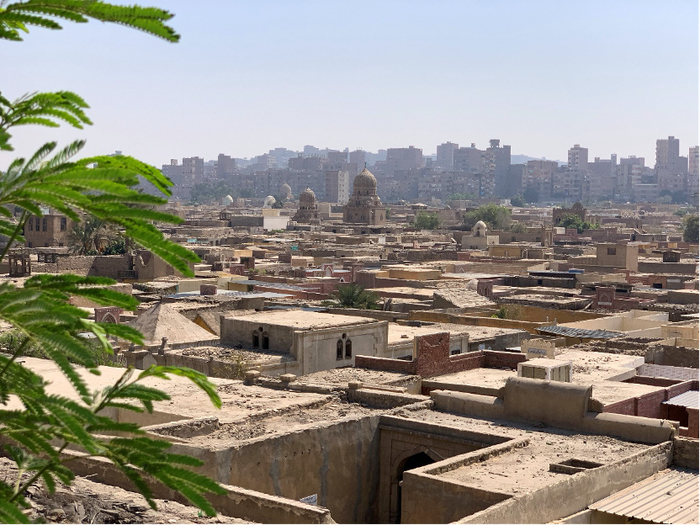 俯视“死人城”，街道纵横，庭院深深。刘陆/摄