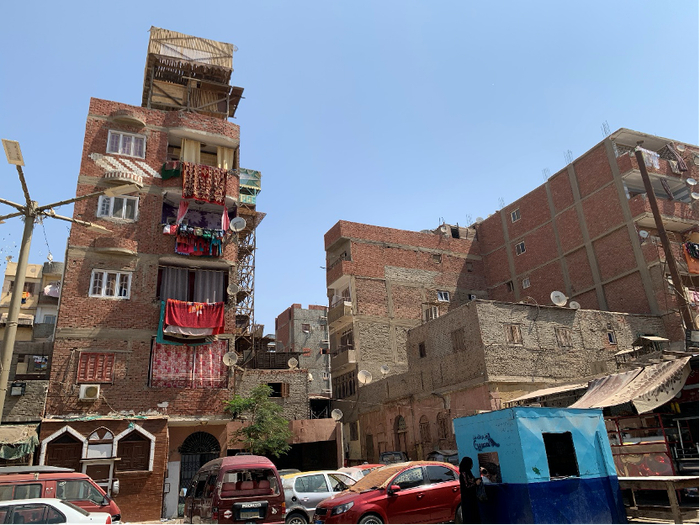 “死人城”闹市区的楼房。刘陆/摄