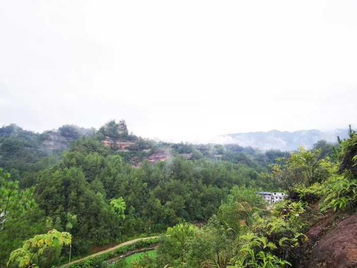 ▲蛮王寨周边美景