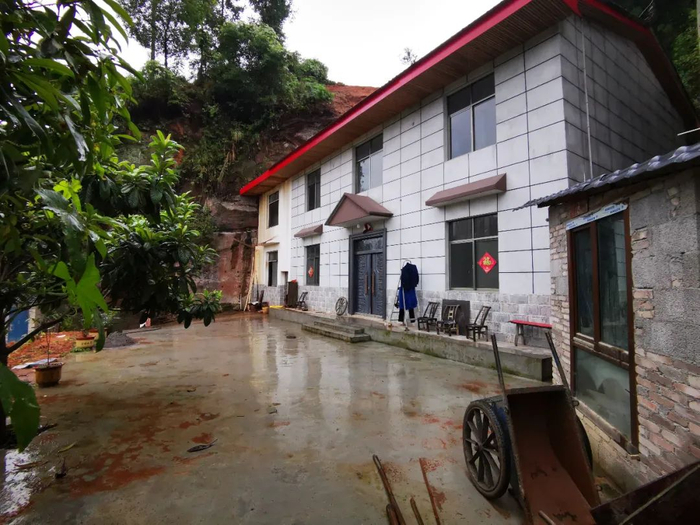 ▲曾经的崖居人家已经面貌全非