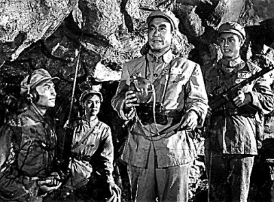     电影《上甘岭》剧照，图为主人公张忠发。资料图片