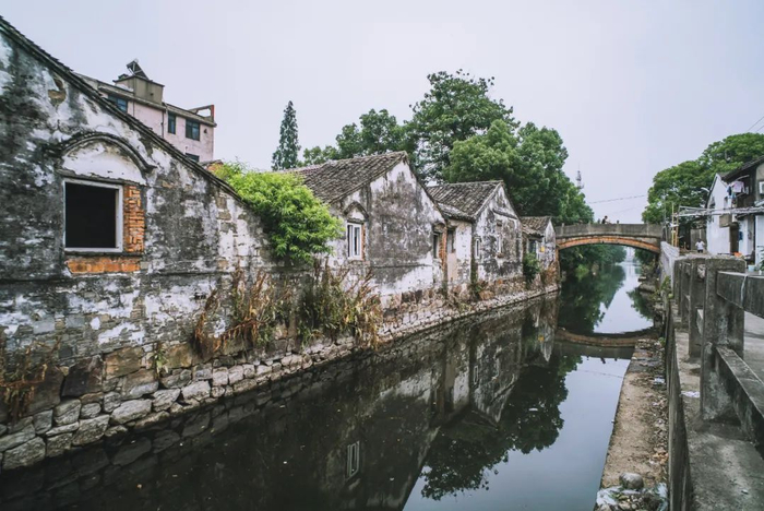 ▲ 无锡荡口古镇、南泉村。图1摄影/文玉，图2摄影/尹文杰