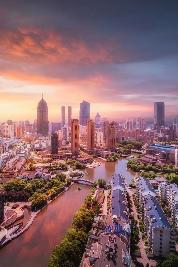 ▲ 运河贯穿锡城。图/视觉中国