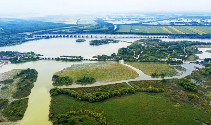 ▲ 俯瞰“南四湖”之一的南阳湖。摄影/李琼