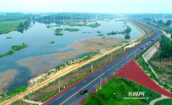 滹沱河景观大道。平山县宣传部供图