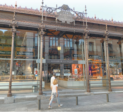 圣米盖尔市场外观。记者 姜波 摄