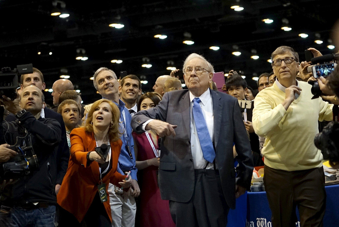 巴菲特和比尔·盖茨等大佬，都是马斯克的嘲讽对象