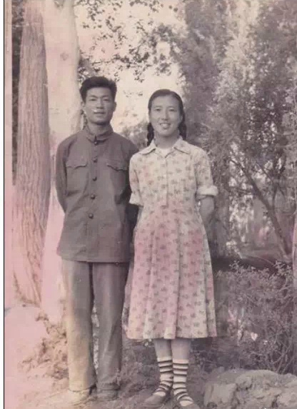 ▲吴明珠院士与丈夫杨其祐