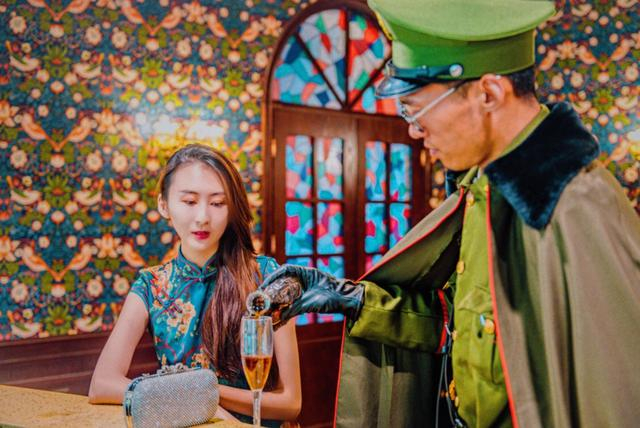 戏精学院演员与观众互动