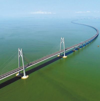 无人机拍摄的港珠澳大桥。（新华社记者 梁旭摄）