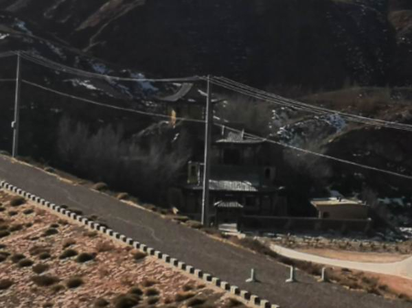 祁店村“破肚子娘娘庙”。