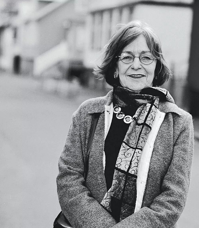  1975 年运动的领导者之一古德伦 · 赫尔加多特