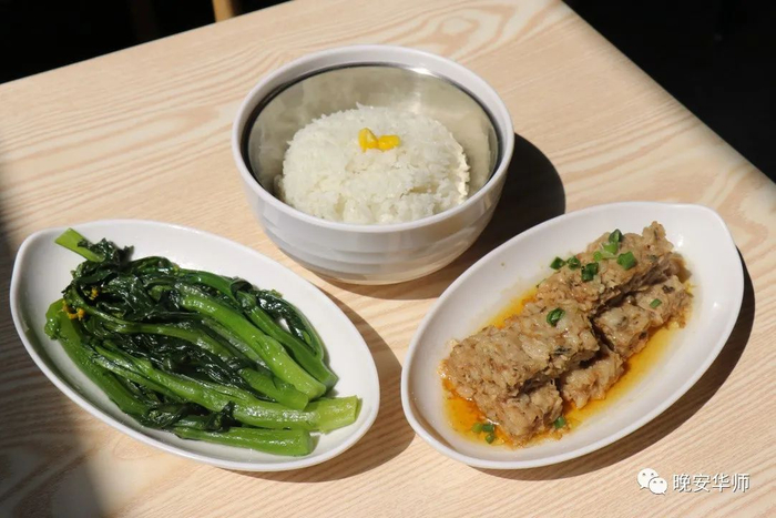 中餐厅广式梅菜肉饼套餐 16元