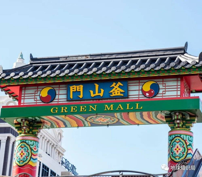 这里是日本！（图片：KoshiroK / shutterstock）