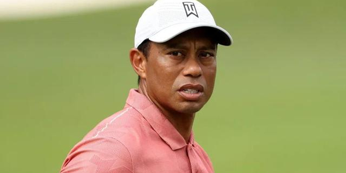 老虎伍兹最新排名_老虎伍兹现状,离婚被分走7.5亿,2年前无法走路,现女