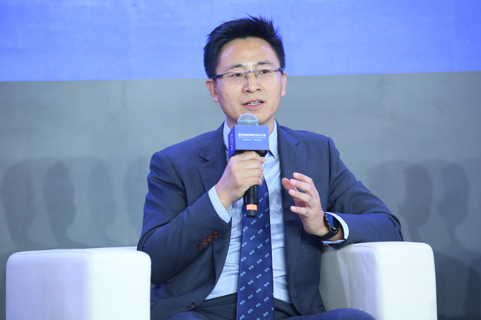 比亚迪产品规划及汽车新技术研究院院长杨冬生