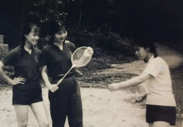 图| 打球归来的女同学们