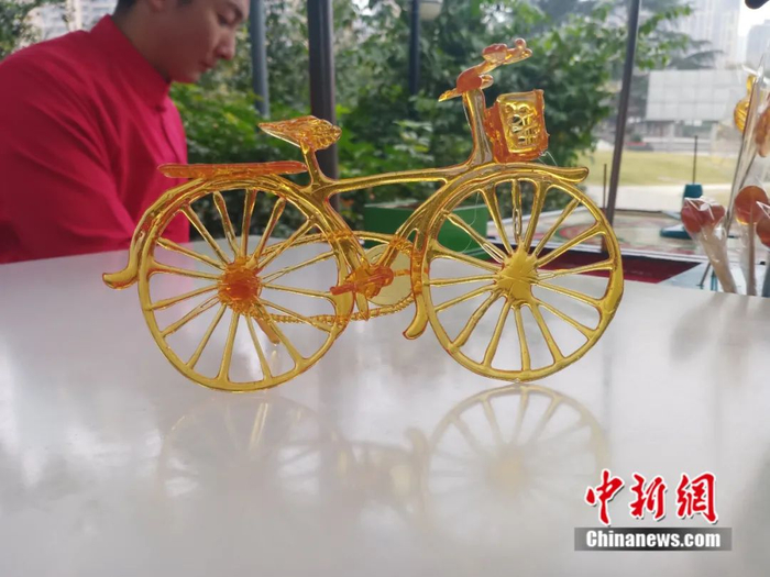 吴毅制作的自行车。祝欢 摄