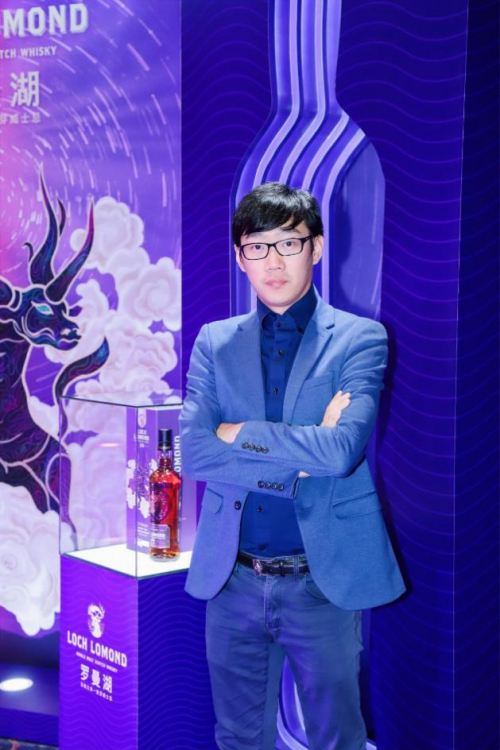 施君珐琅艺术家