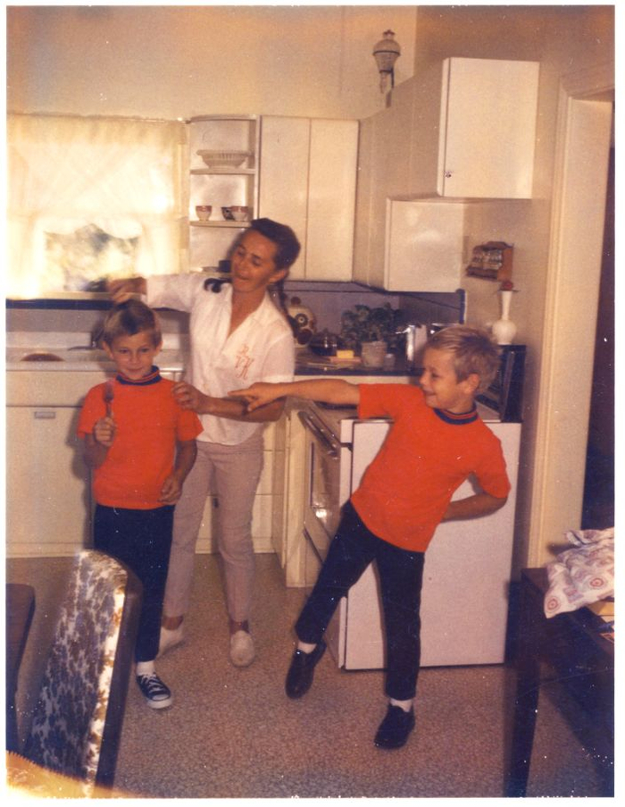 伊丽莎白与两个儿子