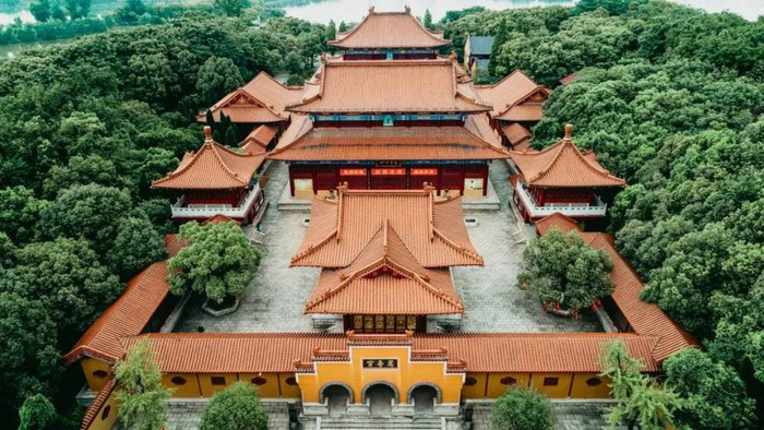 ▲ 万寿宫是江右商帮，乃至全体江西人的精神地标。摄影/甘来