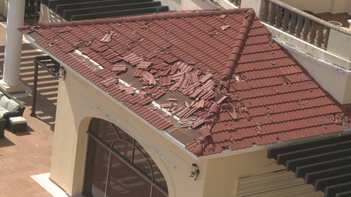 △图为墨西哥坎昆酒店区 酒店建筑物被飓风损坏