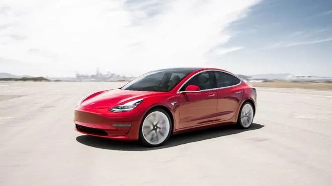 特斯拉Model 3/图源：特斯拉官网