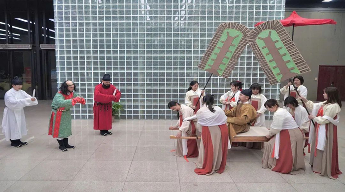 △步辇图彩排照