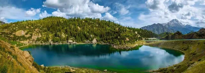 小龙池。杨硕摄