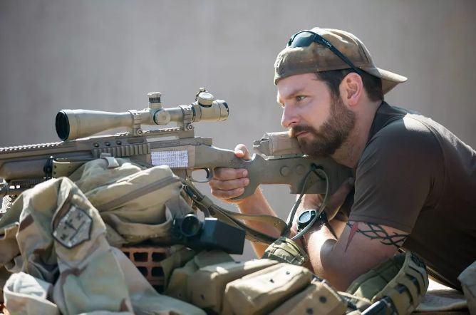 《美国狙击手》 American Sniper (2014)