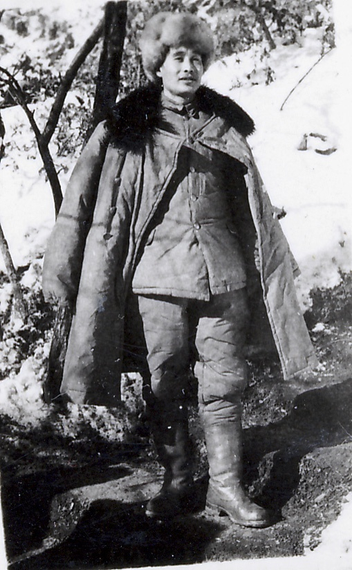 张竭诚战争期间旧照。（受访者供图）