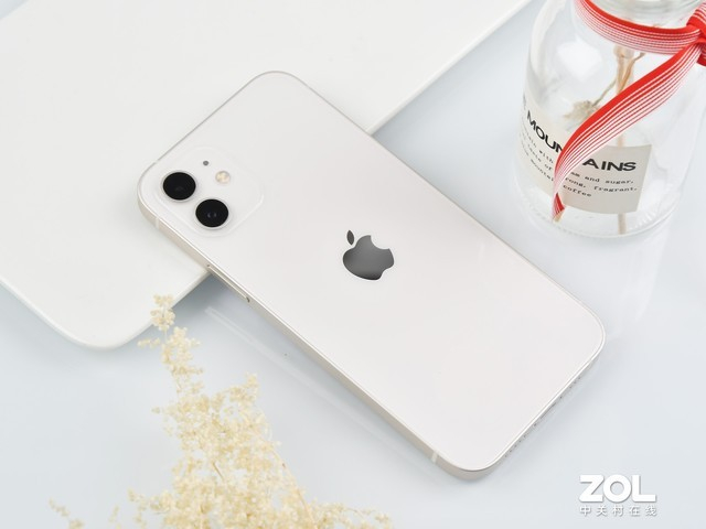 iPhone12