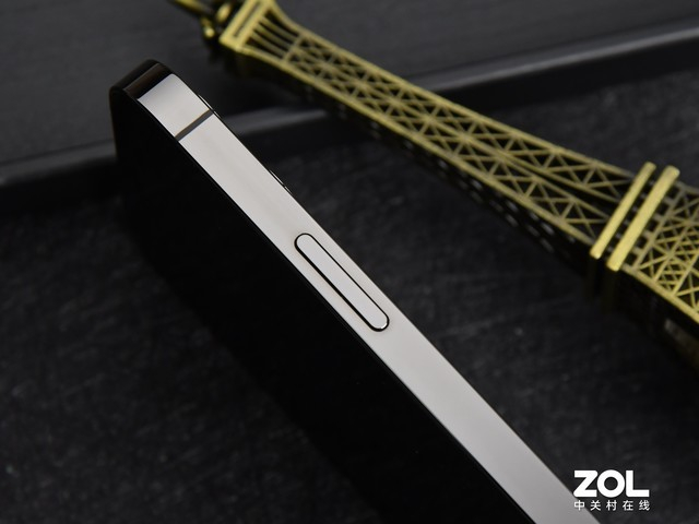 iPhone12 Pro不锈钢边框