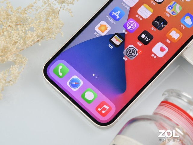 iPhone12 屏幕