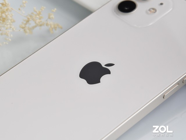iPhone12 的镜面质感