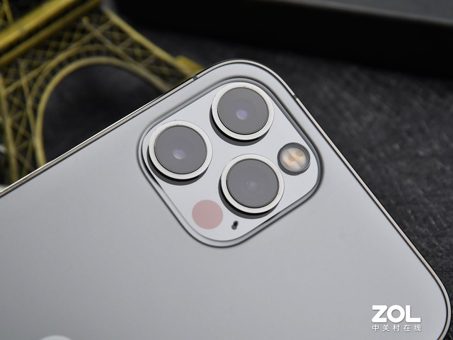 iPhone12 Pro相机模组