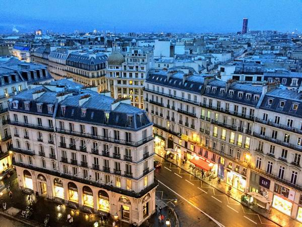 巴黎夜景 © 周之桓