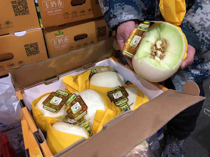 蜜瓜“玉奶香”。新京报记者 景啸尘 摄