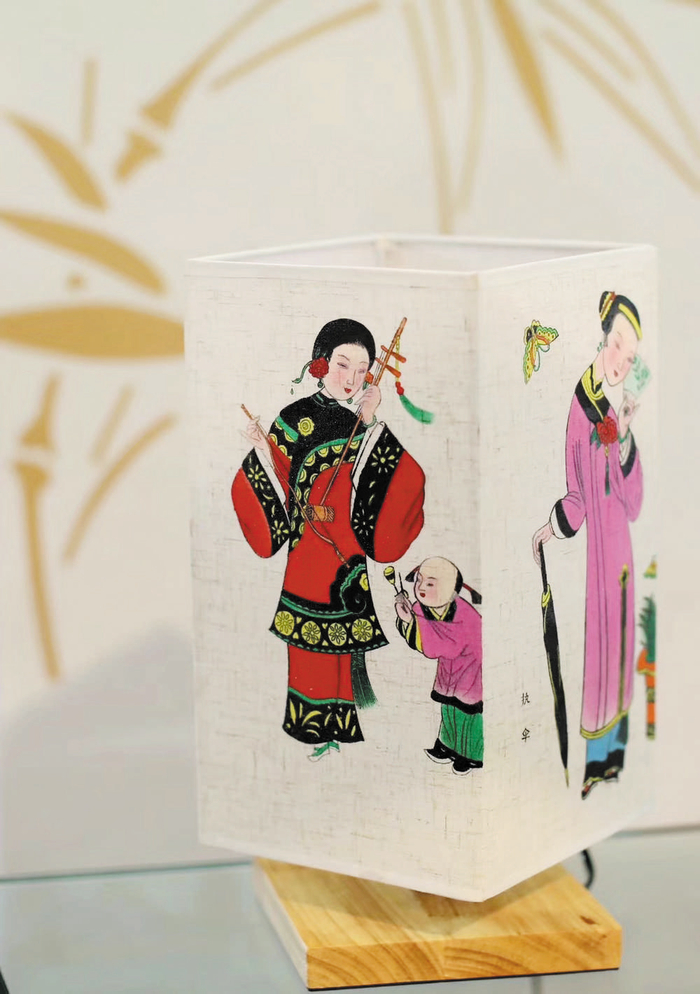 成都有贴年画的年节习俗