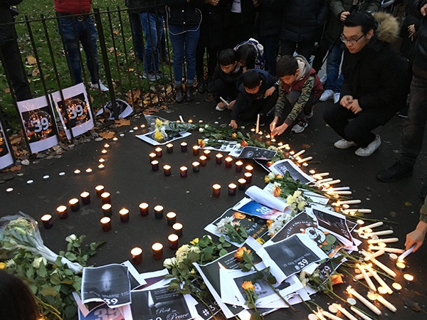  伦敦海德公园内越南人纪念39名死难同胞的烛光活动&nbsp;&nbsp;本文图均为 澎湃新闻记者 刘栋 图