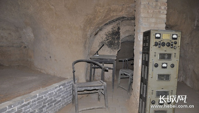 陕北新华广播电台旧址房内的陈设。长城网记者 李相伯 路钦淋 摄